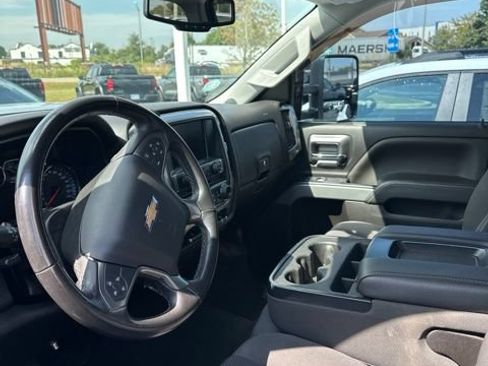 Used 2018 Chevrolet Silverado 2500 LT w/ LT Convenience Package AWD/4WD image 5