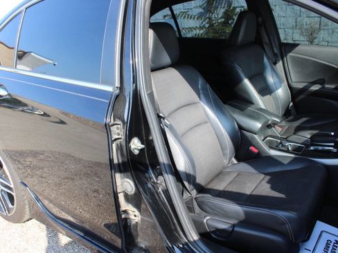 Used 2016 Honda Accord Sport image 18