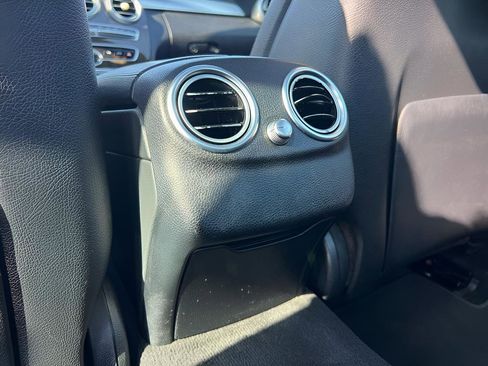 Used 2018 Mercedes-Benz C 300 Sedan image 20