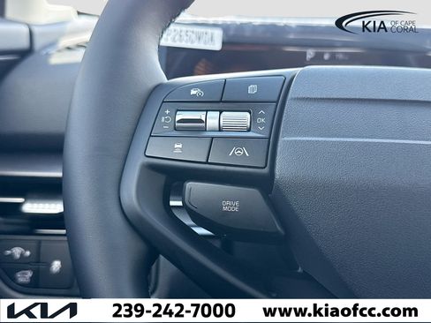 New 2026 Kia Sportage EX image 35