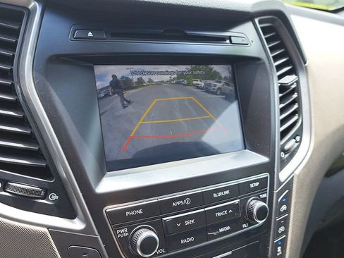 Used 2018 Hyundai Santa Fe SE w/ Cargo Package FWD image 28