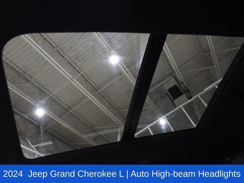 Used 2024 Jeep Grand Cherokee L Limited w/ Luxury Tech Group II image 25