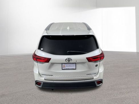 Used 2017 Toyota Highlander Limited image 40