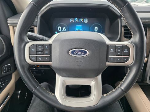 Certified 2022 Ford Expedition Limited image 14