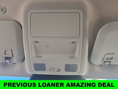 Used 2022 Ford Escape SE image 30