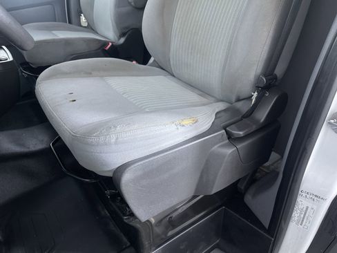Used 2019 Ford Transit 250 130 Medium Roof image 13