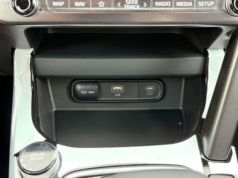 New 2026 Kia Seltos S AWD/4WD image 25