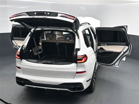 Used 2023 BMW X7 M60i w/ Executive Package image 29