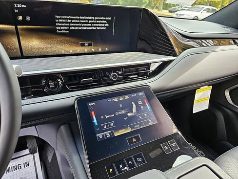 New 2026 INFINITI QX80 Autograph w/ Premium Cargo Package image 19