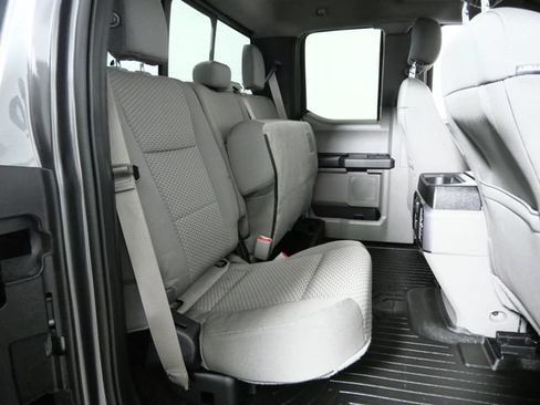 Used 2016 Ford F150 XLT w/ Equipment Group 302A Luxury AWD/4WD image 10