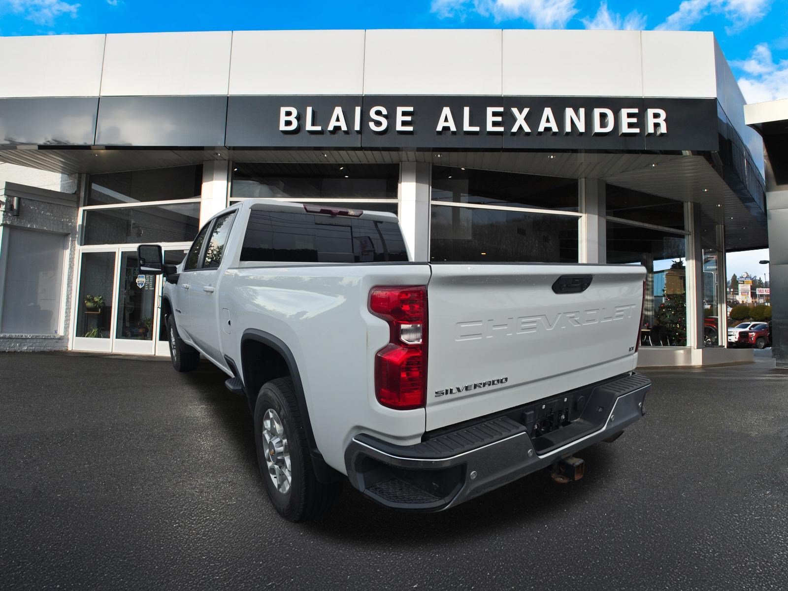Used 2024 Chevrolet Silverado 2500 LT w/ All Star Edition AWD/4WD image 6