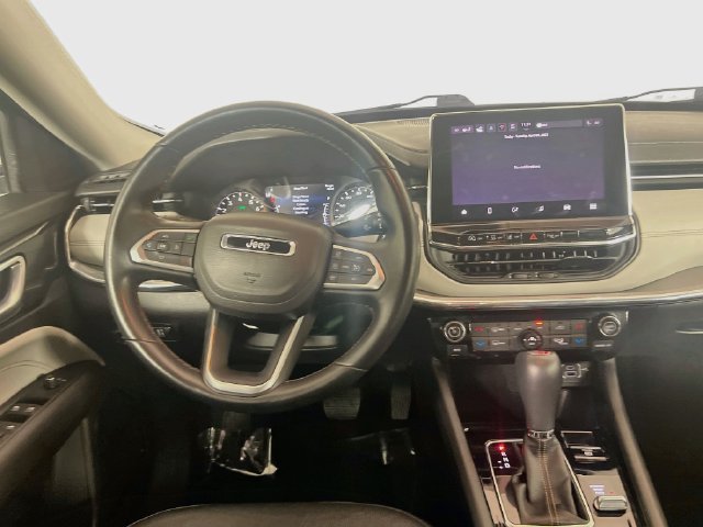 Used 2022 Jeep Compass Limited AWD/4WD image 18