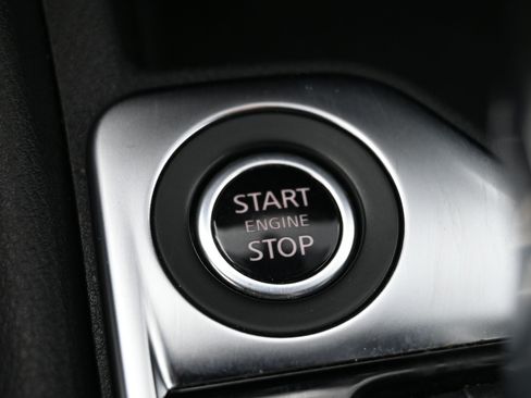 Used 2024 Nissan Sentra SV FWD image 16