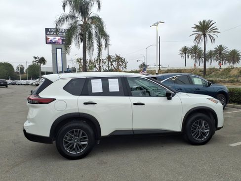 Certified 2024 Nissan Rogue S FWD image 7