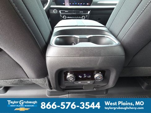 New 2026 Chevrolet Traverse LT FWD image 30