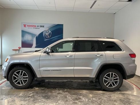 Used 2021 Jeep Grand Cherokee Limited AWD/4WD image 3