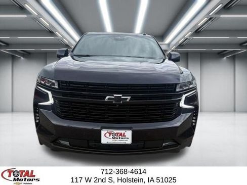 Certified 2024 Chevrolet Suburban RST w/ Luxury Package AWD/4WD image 3