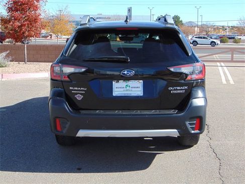 Used 2022 Subaru Outback Touring image 5
