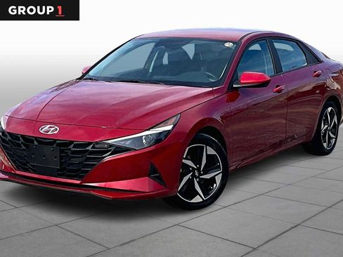 Used 2023 Hyundai Elantra SEL w/ Convenience Package FWD image 1