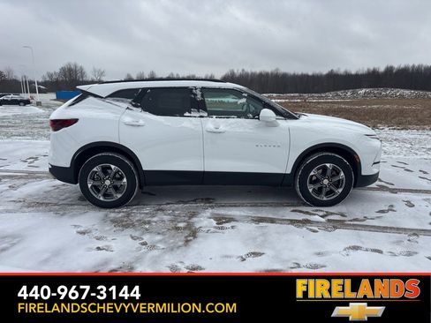 Used 2024 Chevrolet Blazer LT w/ Convenience Package image 6