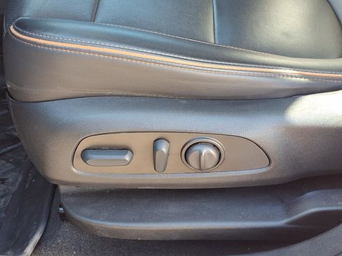 Used 2023 GMC Acadia AT4 w/ Technology Package image 22