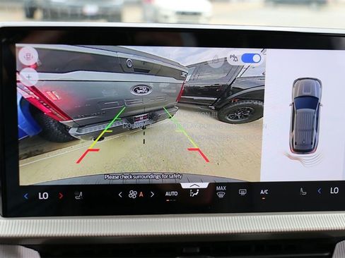 New 2025 Ford Explorer Active w/ Active Comfort Package image 14