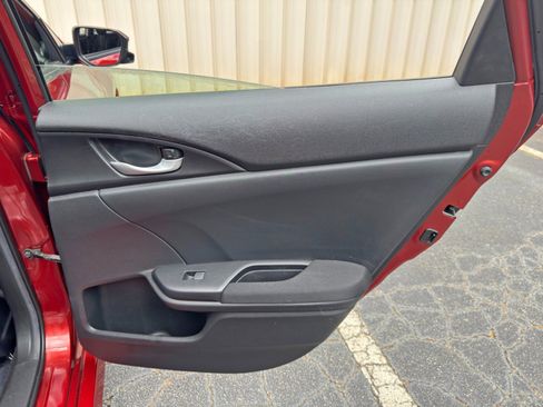Used 2019 Honda Civic EX image 40