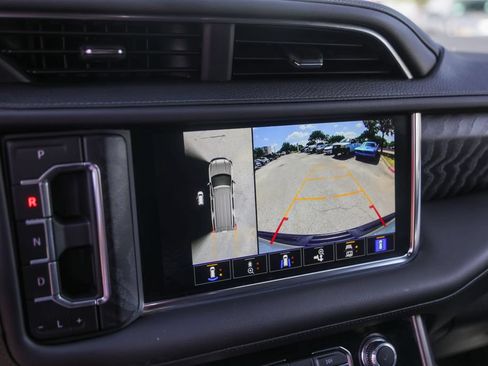 Used 2024 GMC Yukon Denali AWD/4WD image 20