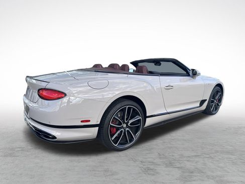 Used 2020 Bentley Continental GT image 11