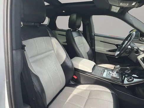 Used 2020 Land Rover Range Rover Evoque R-Dynamic S image 29