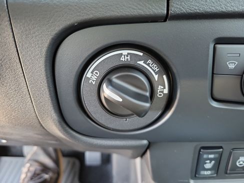 New 2026 Nissan Frontier SV w/ All-Weather Content Package image 26