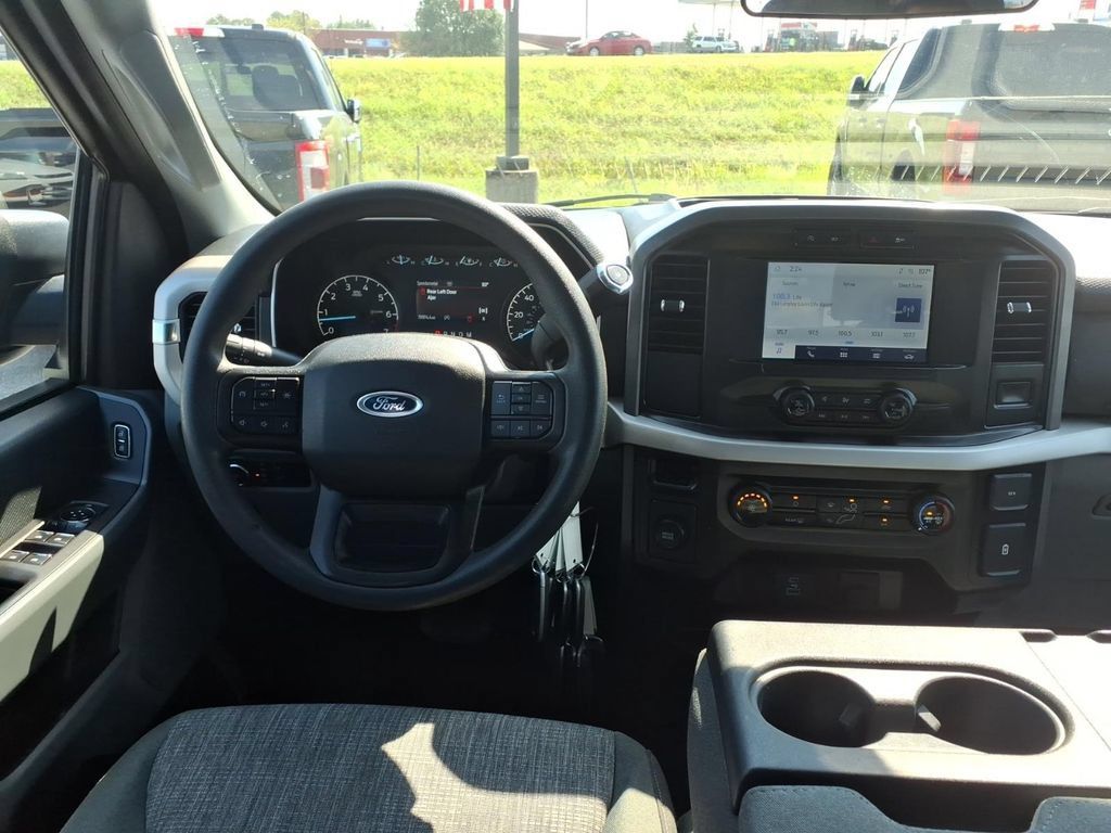 Used 2023 Ford F150 XLT RWD image 15