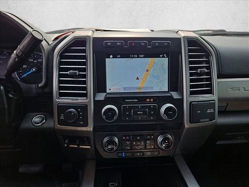 Used 2019 Ford F250 Platinum w/ Platinum Ultimate Package AWD/4WD image 14
