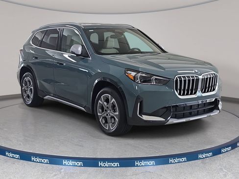 Used 2023 BMW X1 xDrive28i w/ Convenience Package AWD/4WD image 4