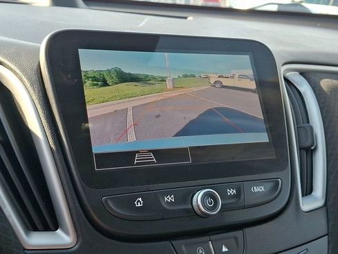 Used 2023 Chevrolet Malibu LT w/ Driver Confidence Package FWD image 18