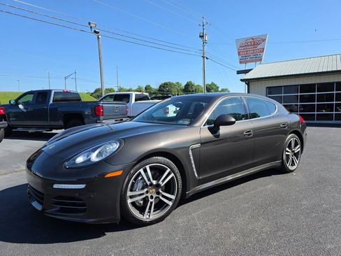 Used 2015 Porsche Panamera 4S AWD/4WD image 55