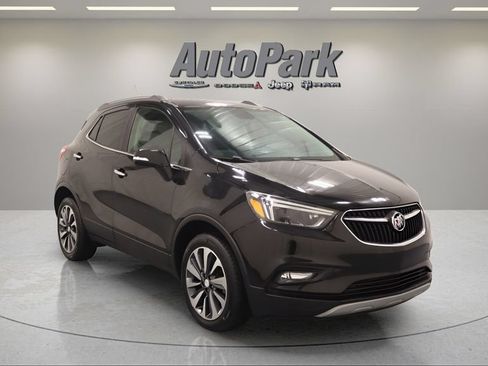 Used 2020 Buick Encore Essence AWD/4WD image 2