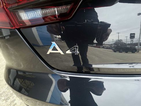 Used 2018 Audi A4 2.0T Ultra Premium w/ Convenience Package image 32