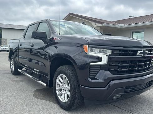 Used 2022 Chevrolet Silverado 1500 RST AWD/4WD image 7
