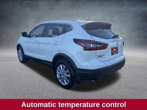 Used 2021 Nissan Rogue Sport SV image 7