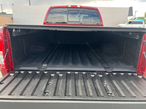Used 2018 Nissan Frontier SV w/ Value Truck Package AWD/4WD image 19