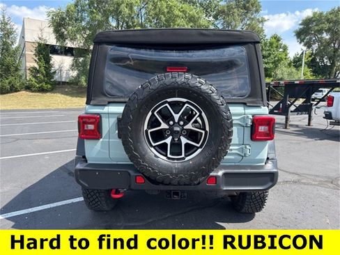 Used 2024 Jeep Wrangler Unlimited Rubicon image 6