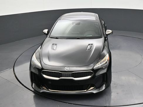Used 2018 Kia Stinger GT2 AWD/4WD image 19