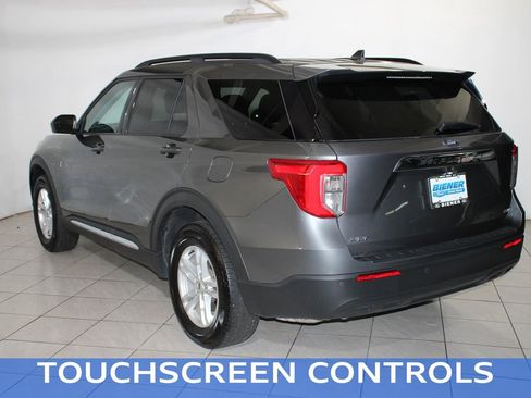Used 2023 Ford Explorer XLT image 7