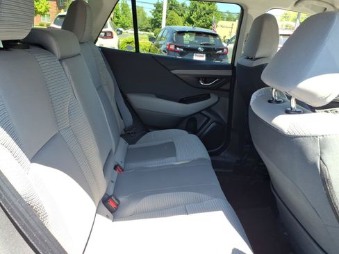 Used 2025 Subaru Outback Premium w/ Popular Package #1A AWD/4WD image 9