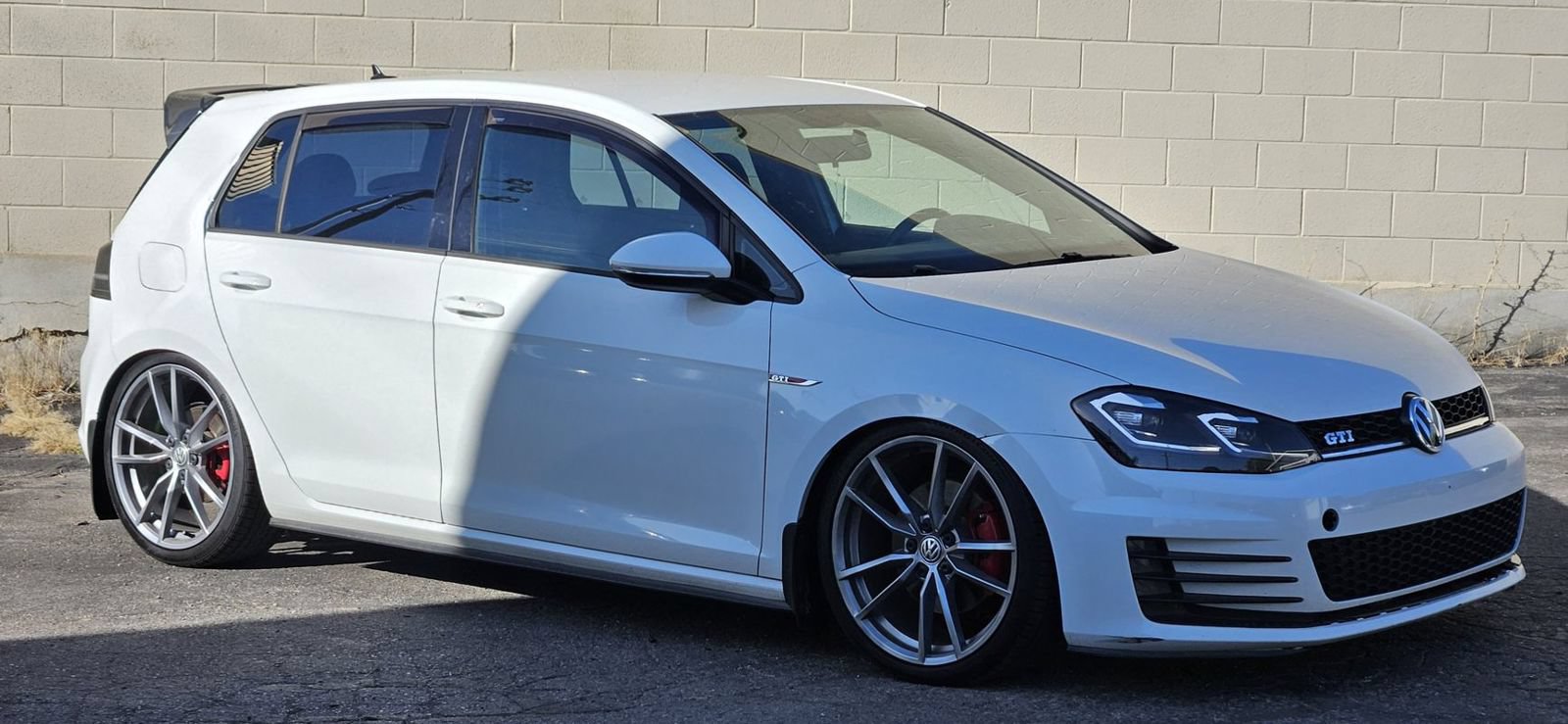 Used 2016 Volkswagen GTI S FWD image 7