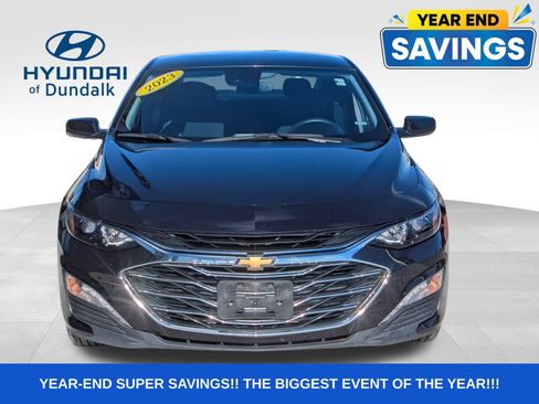 Used 2023 Chevrolet Malibu LT image 2