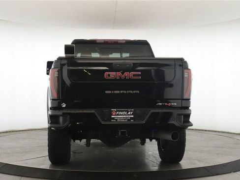 Used 2026 GMC Sierra 2500 AT4X image 11