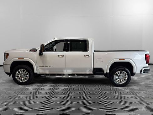 Used 2022 GMC Sierra 3500 Denali AWD/4WD image 2