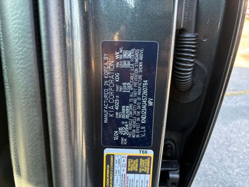 Used 2025 Kia Soul LX w/ LX Technology Package image 27